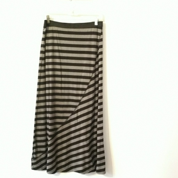 Maxi Skirt - Picture 3 of 3